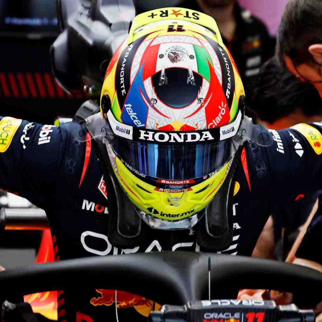 Sergio Pérez realiza pruebas del RB19 en Bahréin