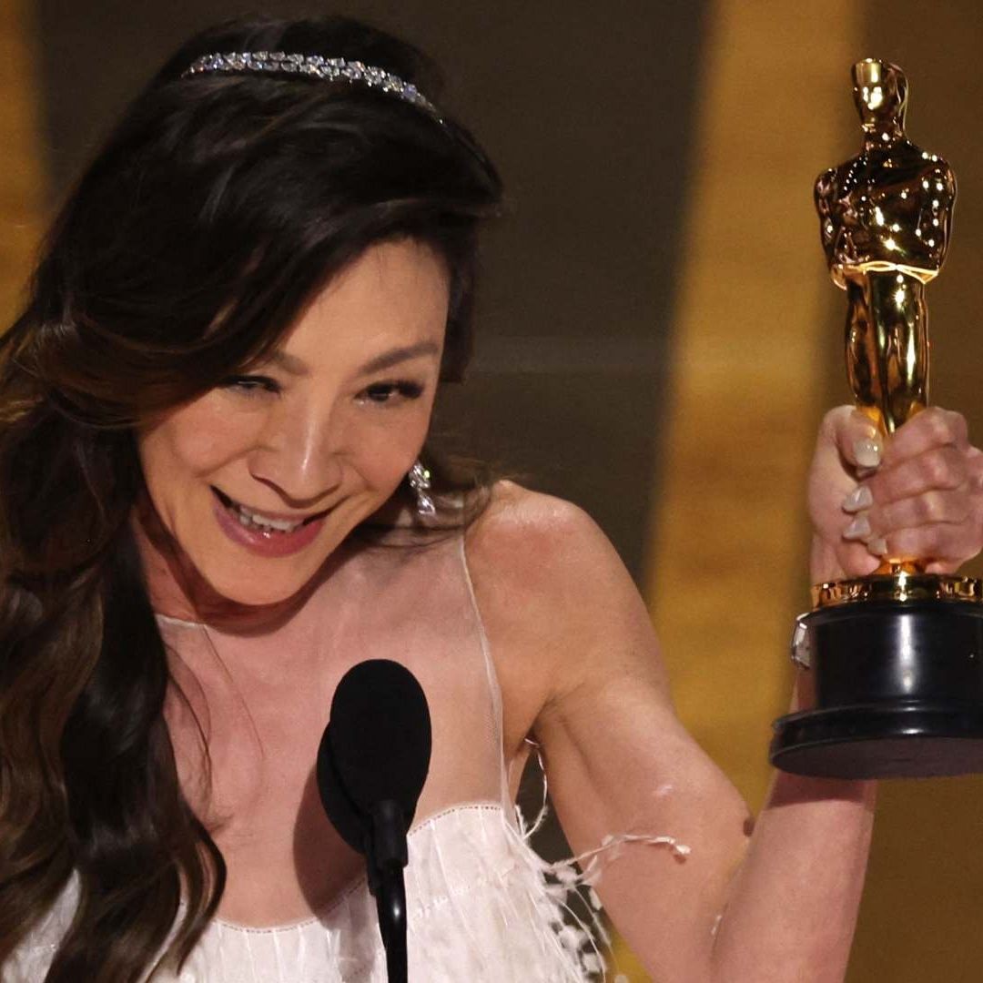 Michelle Yeoh Sorprende al Ganar Oscar a Mejor Actriz