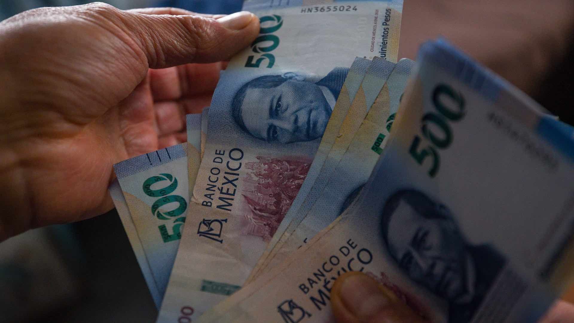 La distribución de utilidades se determina teniendo en cuenta las horas trabajadas