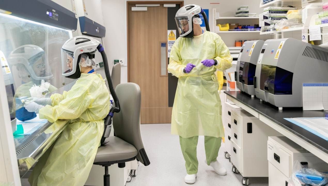 La OMS cambió de estatus de riesgo variantes del coronavirus que causa la covid