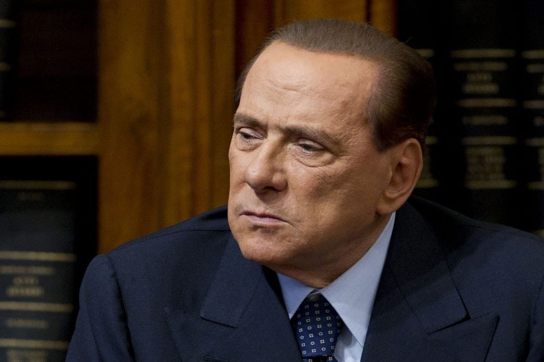 Berlusconi Vuelve a Ser Ingresado a un Hospital de Milán