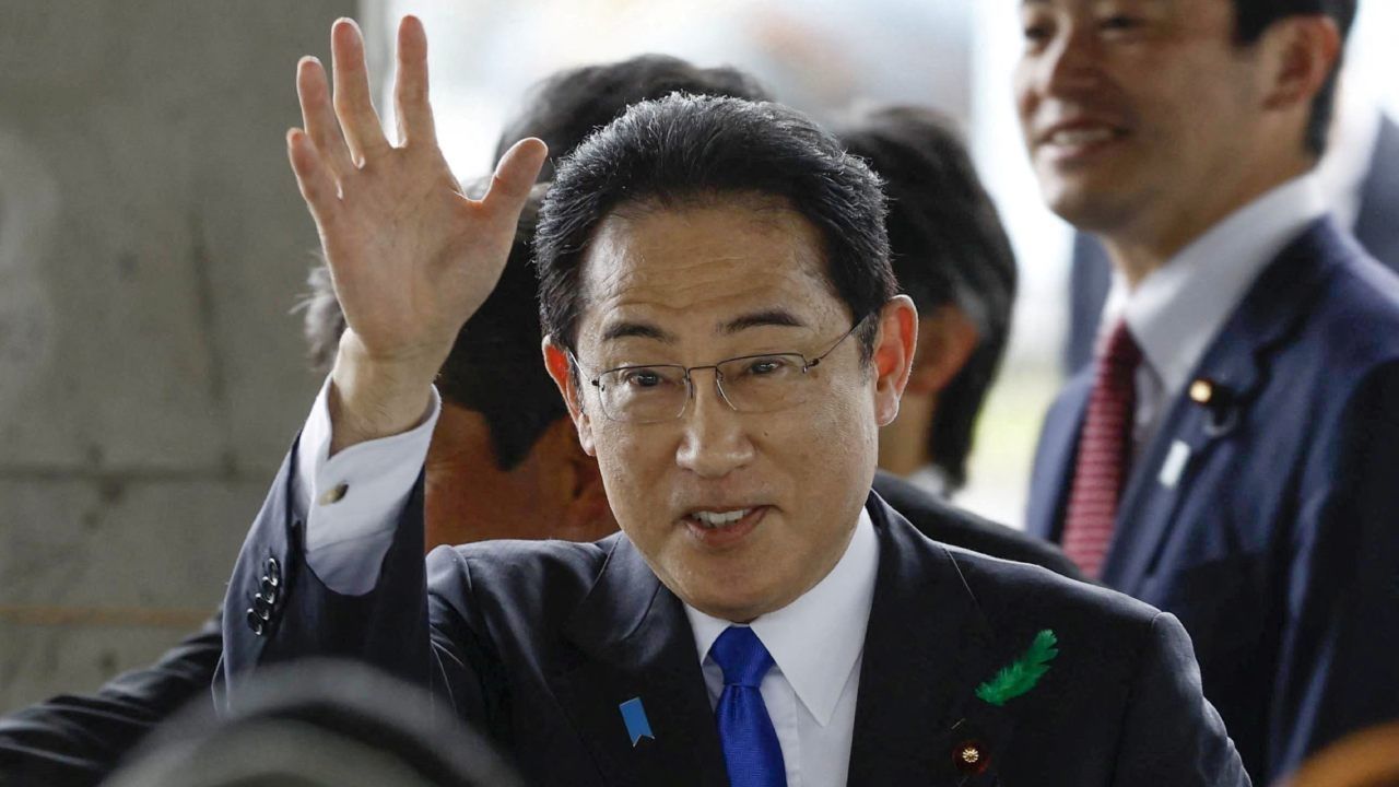 Fumio Kishida: Primer Ministro de Japón Sale Ileso de Explosión