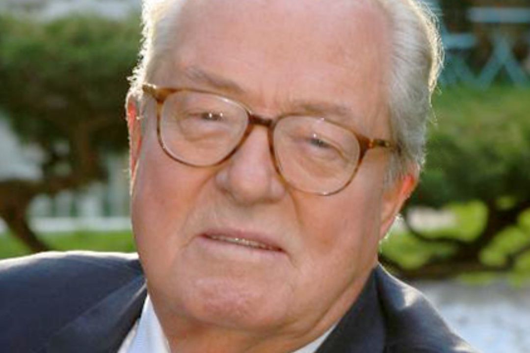 Hospitalizan a ultraderechista francés, Jean-Marie Le Pen