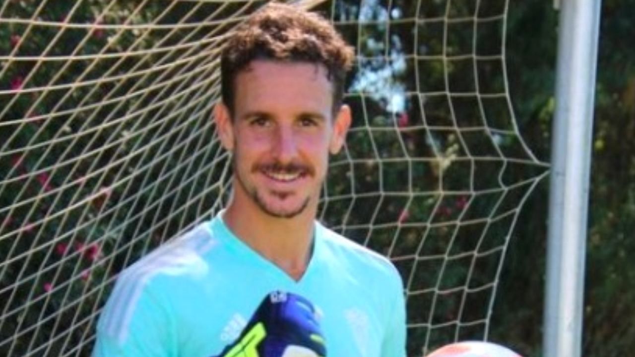 Alberto Lejárraga: Portero de España Hace Pública su Homosexualidad con una Foto