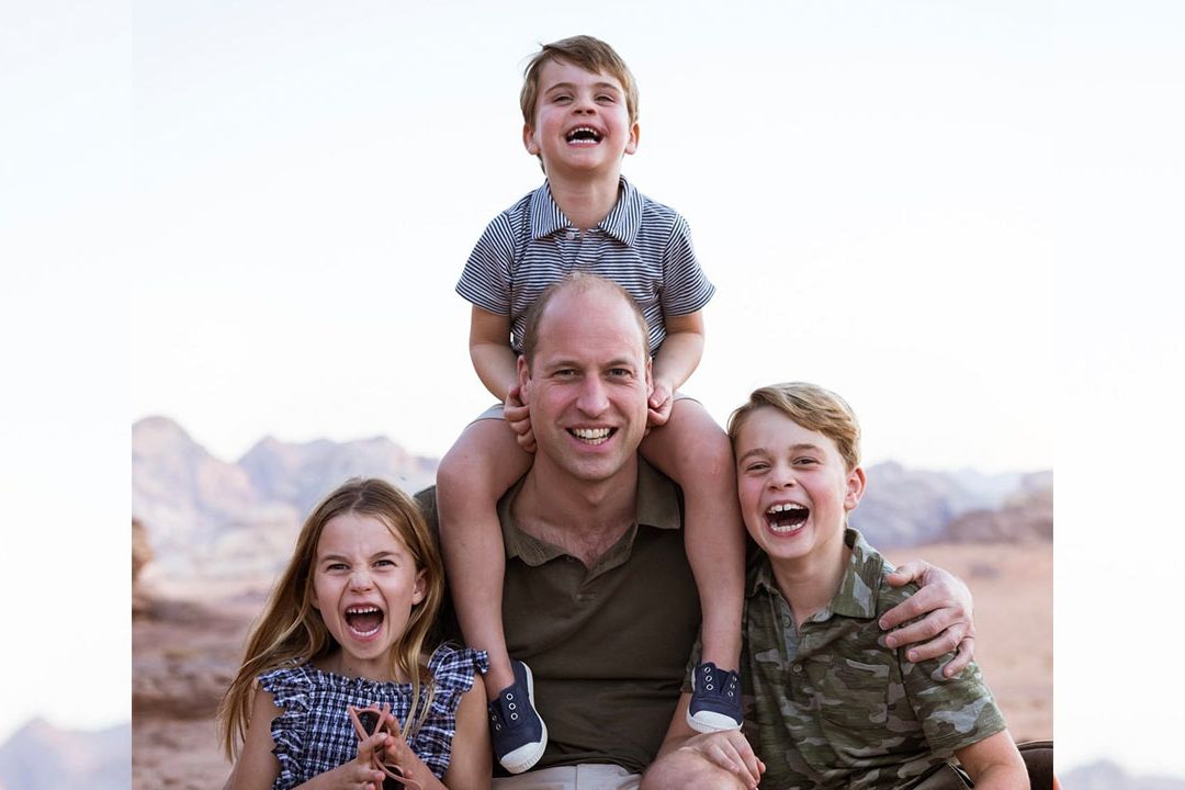 Príncipe Guillermo con sus tres hijos: Jorge, Carlota y Luis
