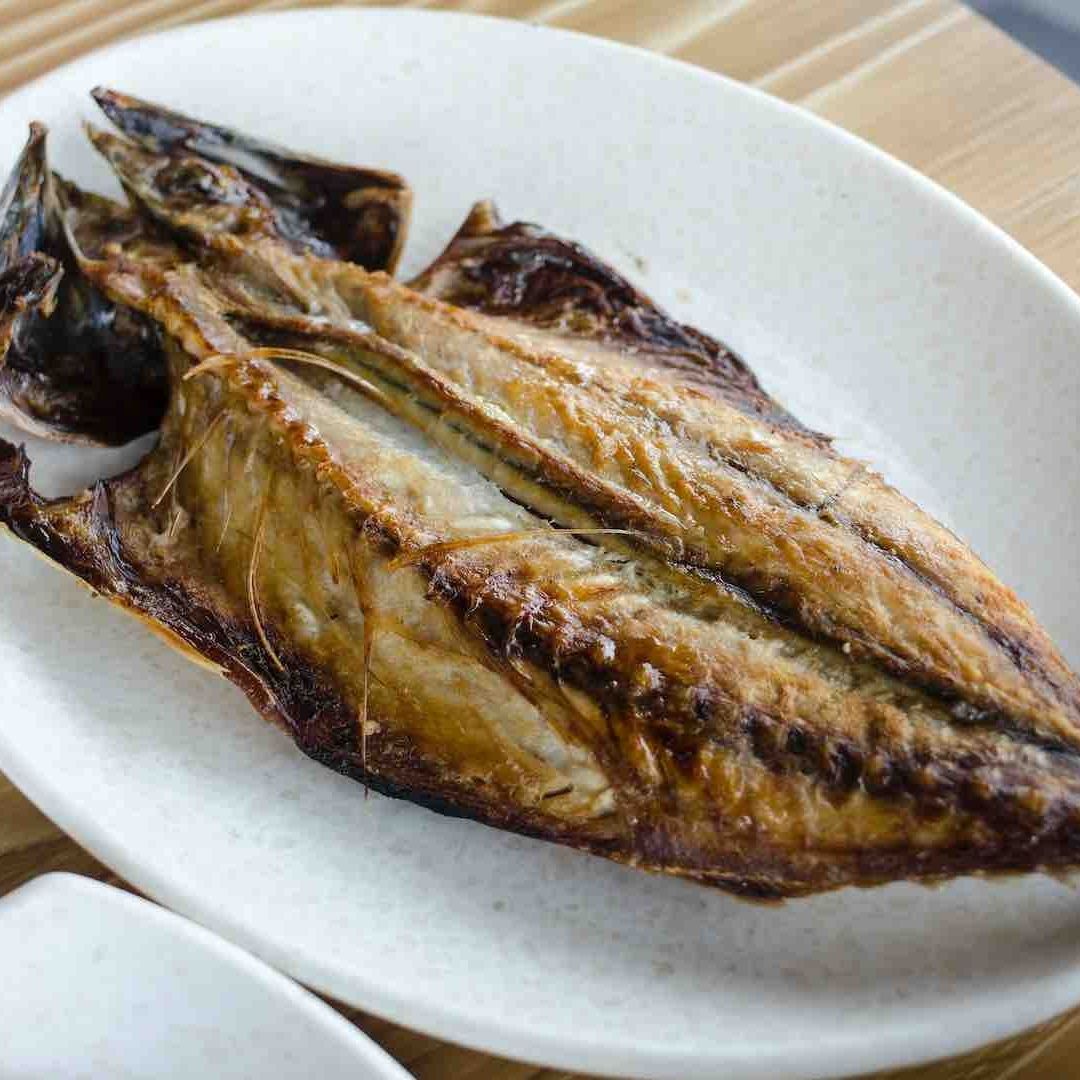 Son varios los tamaños de espinas de pescado y dependiendo de éste tu vida puede estar en riesgo si se atora en la garganta