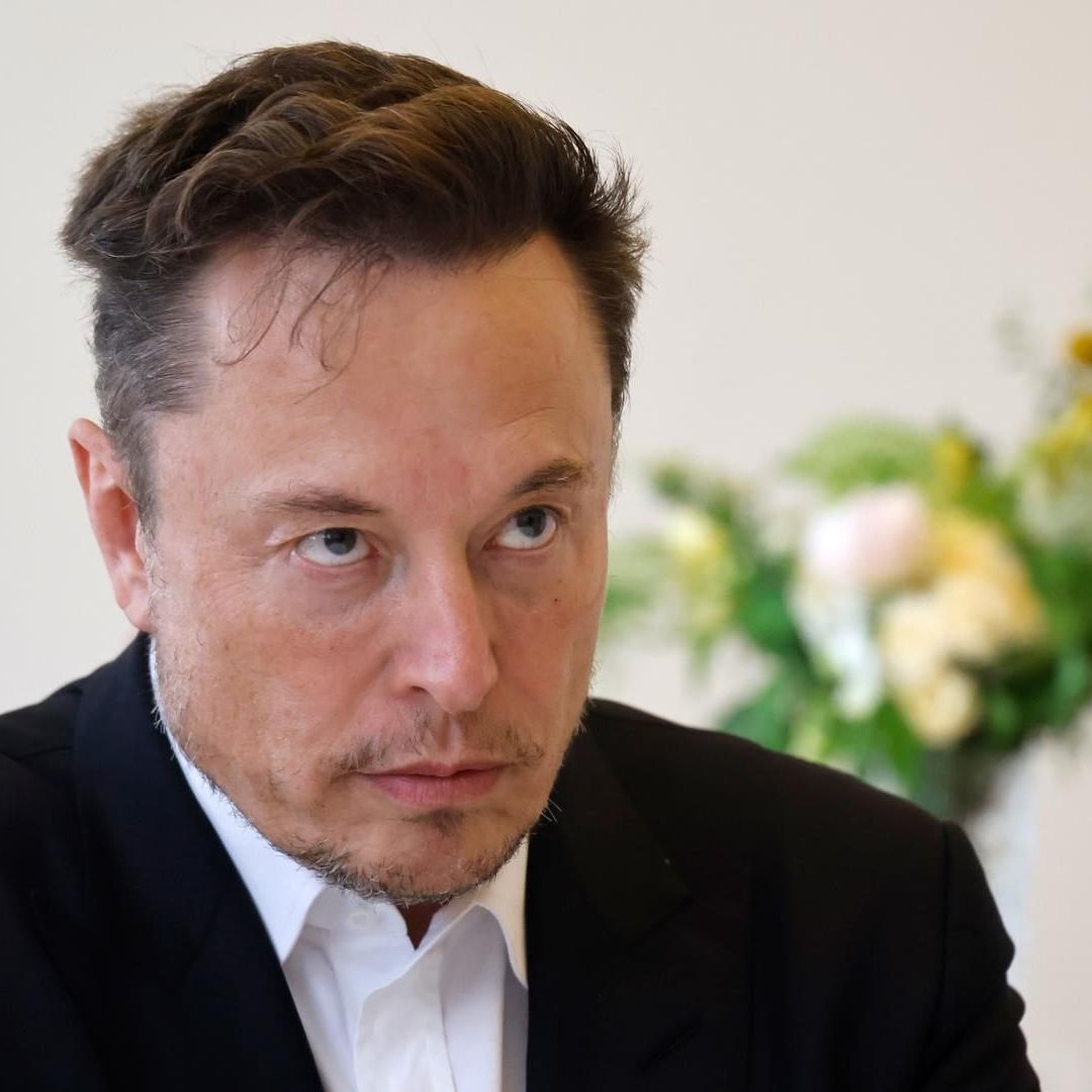 Elon Musk durante un evento en París, Francia