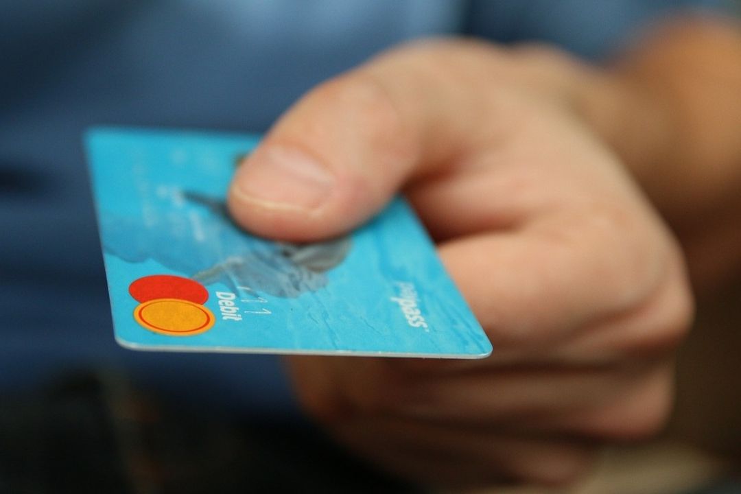 Las cuentas mula son un tipo de fraude en el que las víctimas pueden convertirse en cómplices de lavado de dinero