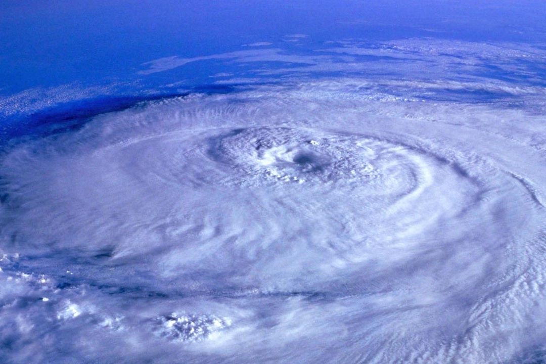Los sistemas de alerta temprana de desastres como huracanes y tormentas salvan vidas según la ONU