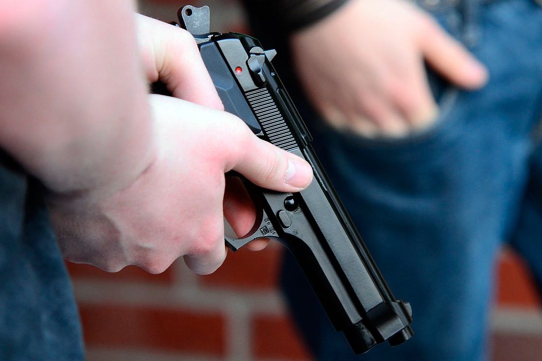 Menor Hiere a Varias Personas en Tiroteo en Bosnia