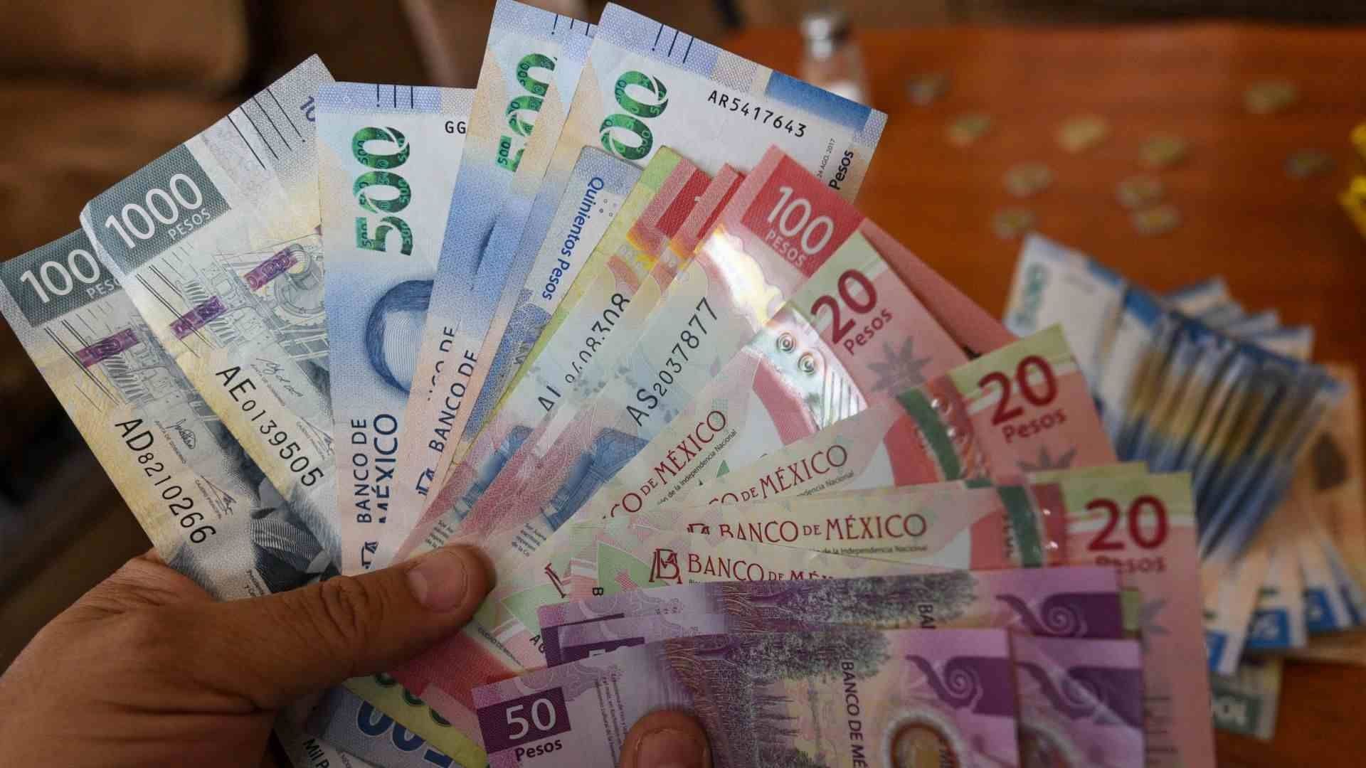 Por qué nunca debes pagar con efectivo tus deudas bancarias de más de 15 mil pesos