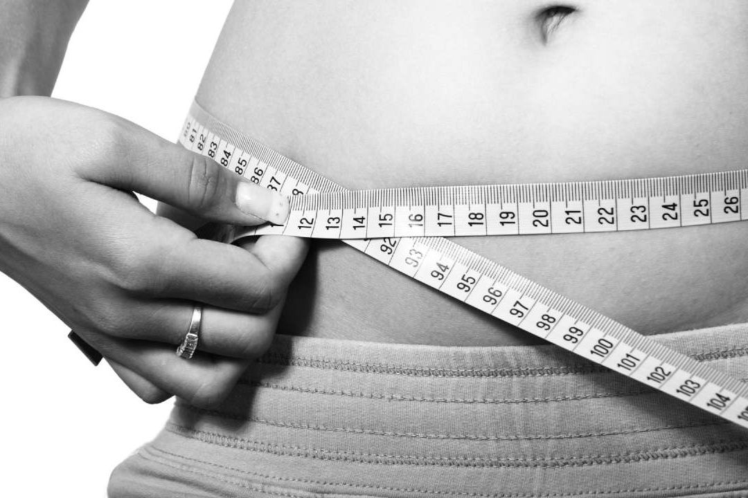 Muere Influencer China en Campamento Fitness; Quería Bajar 90 Kilos Rápido