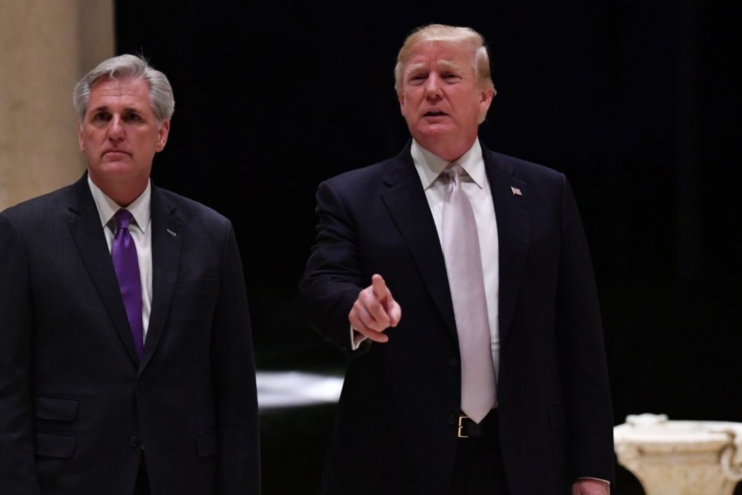 Trump y líder republicano critican a Biden por acusaciones contra su hijo