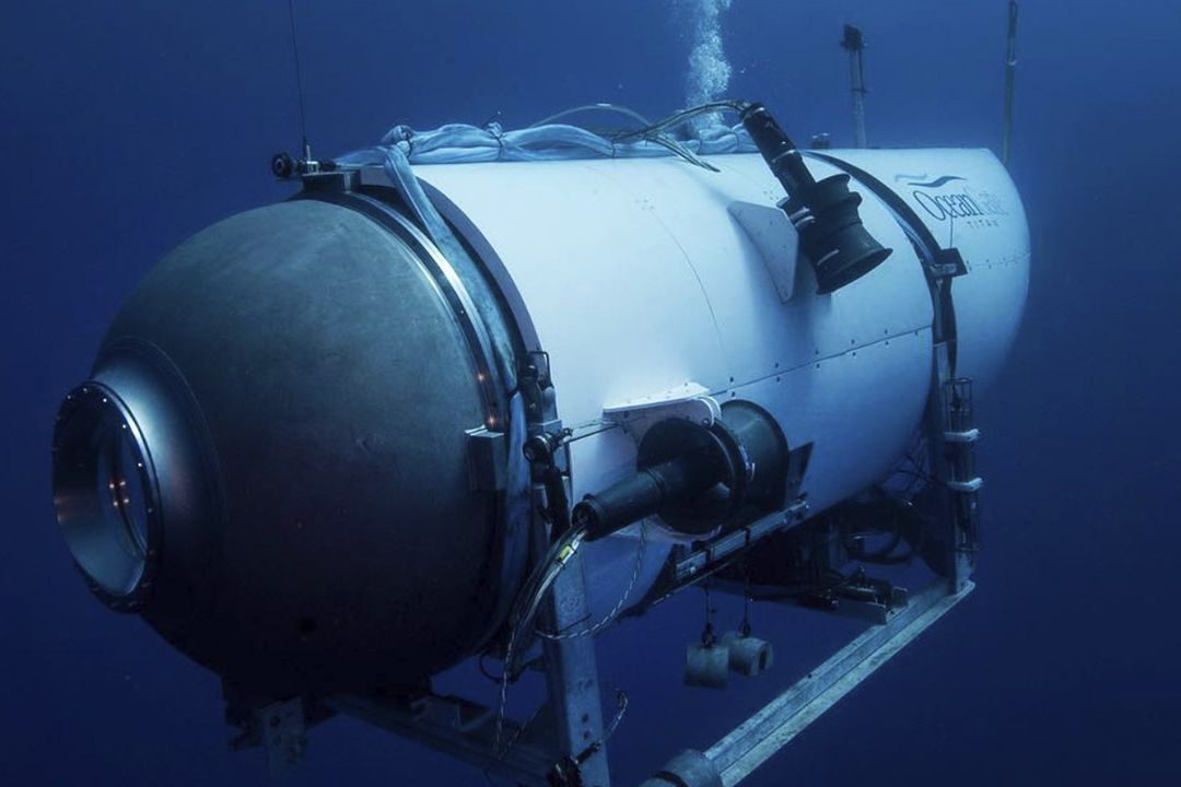 Encuentran escombros en zona donde buscan al submarino Titán