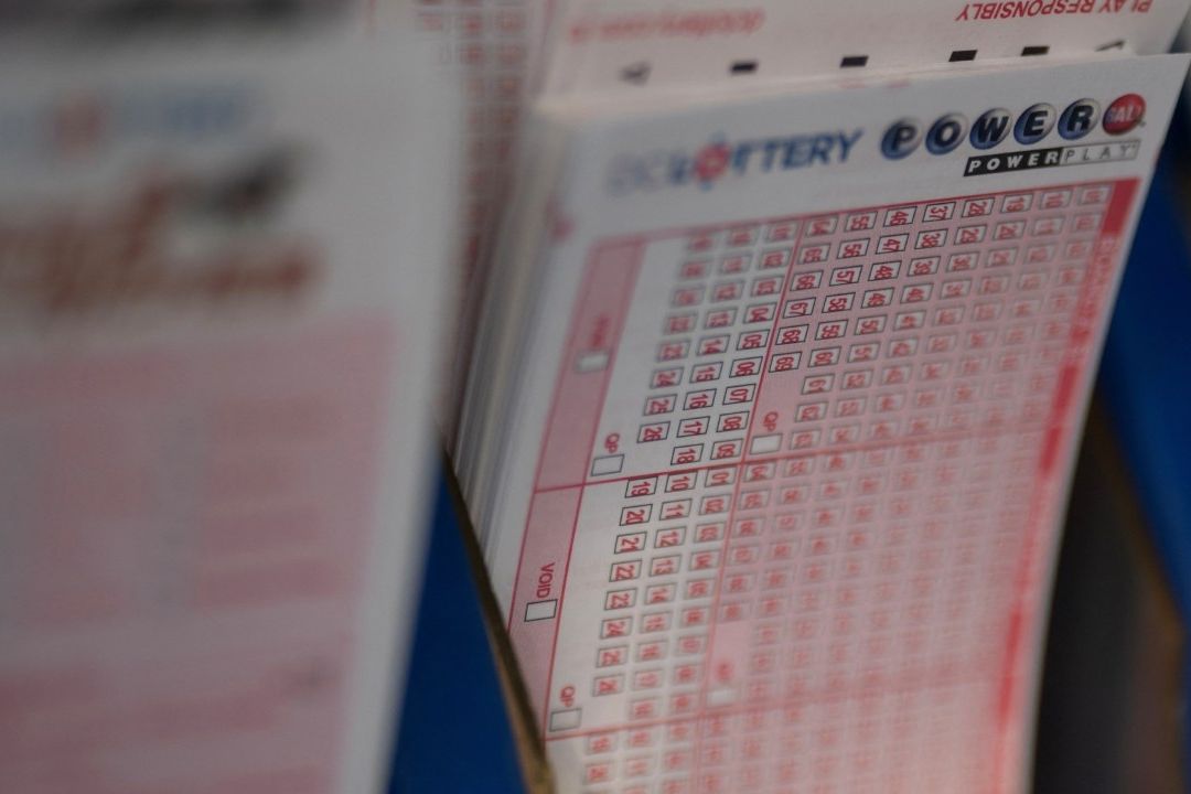 Lotería Powerball: ¿Quién Ganó el Millonario Premio?