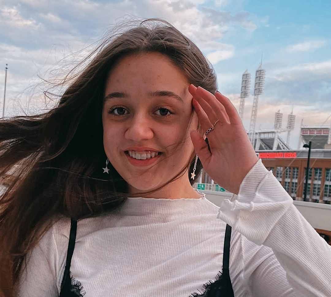 Joven Muere Aplastada por Llanta que Se Desprendió de un Camión