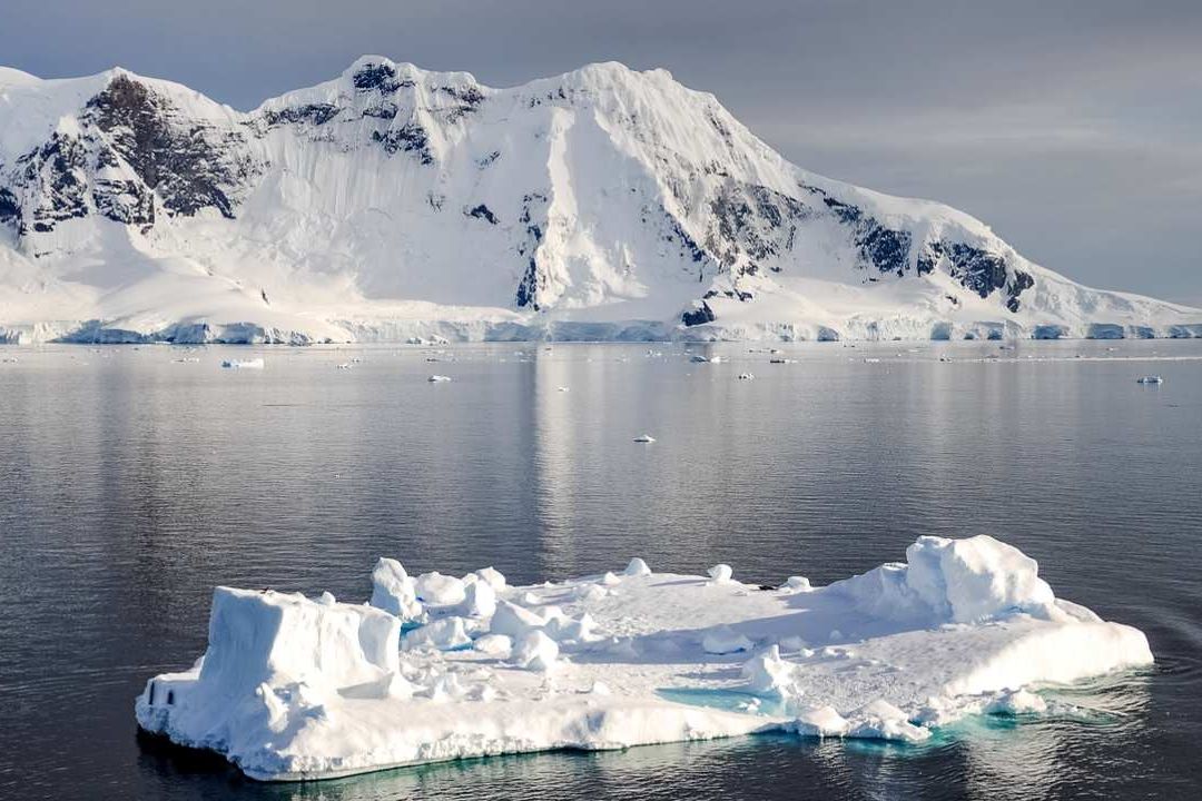 La extensión del hielo antártico es hoy inferior en más de 2.6 millones de kilómetros cuadrados a la media de 1981 a 2010