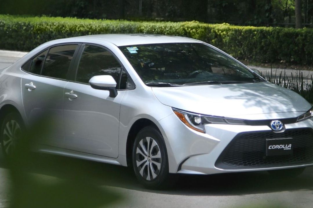 Toyota y la Profeco emitieron una alerta por una serie de fallas en varios modelos de autos de esta marca lanzados al mercado en 2022 y 2023