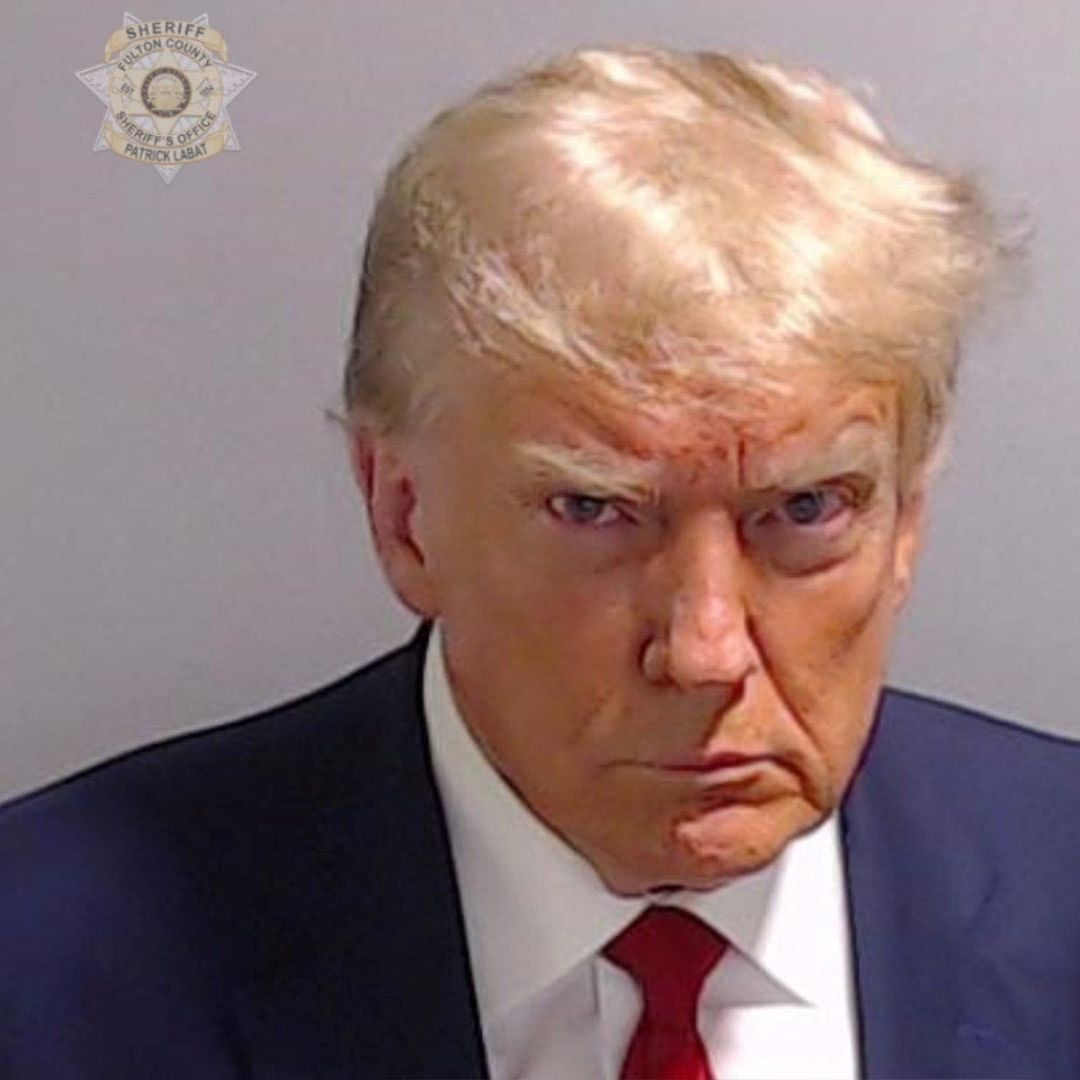 Trump Hace Historia, Primera Foto de un Expresidente de EUA Fichado