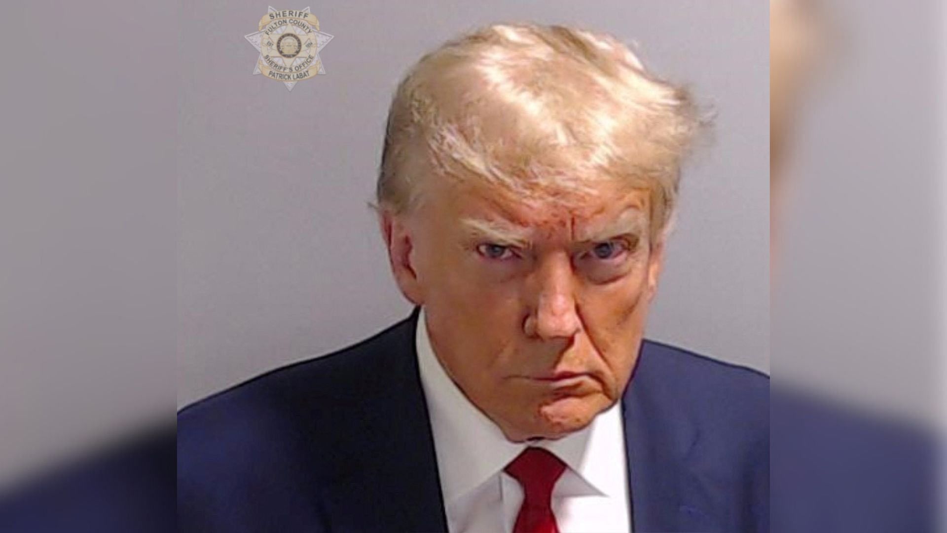 Trump Hace Historia, Primera Foto de un Expresidente de EUA Fichado