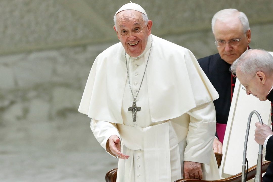 El Papa Pide a los Periodistas Combatir Noticias Falsas