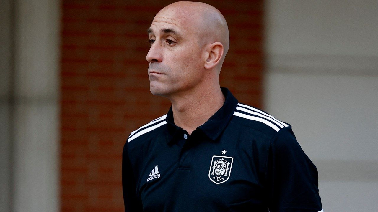 RFEF convocó a reunión urgente con los presidentes de federaciones territoriales por el beso de Rubiales