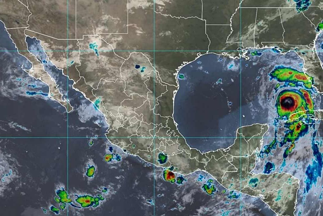 Idalia se convirtirió en huracán categoría 1 en su camino a Florida
