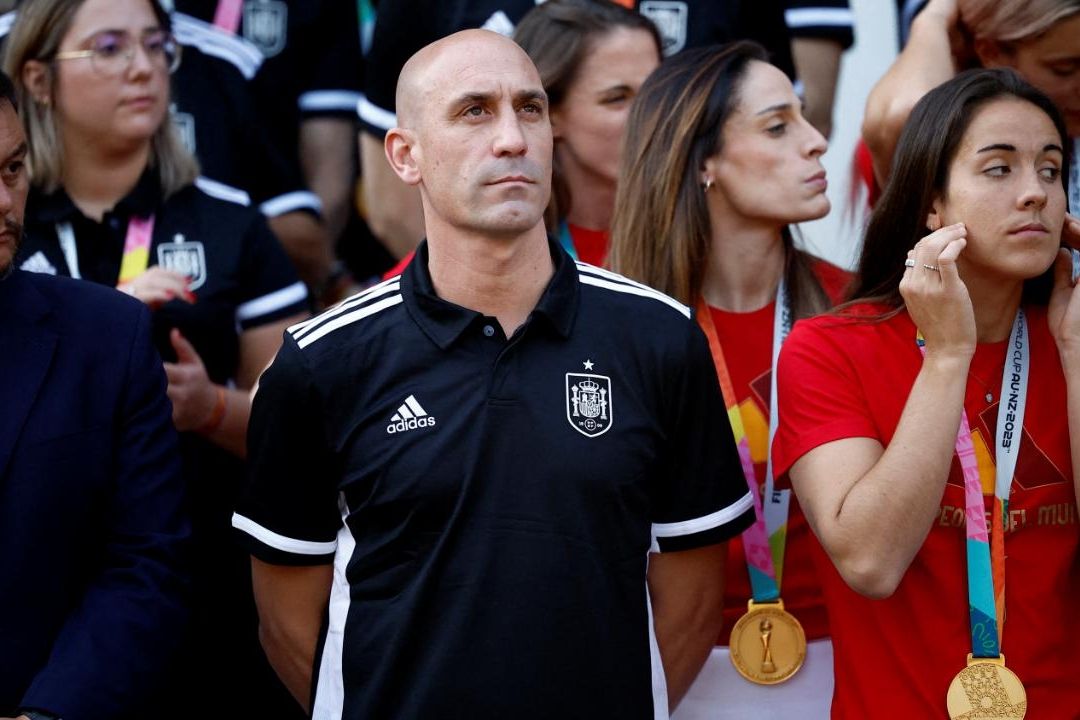 Gianni Infantino afirma que conducta de Luis Rubiales no debió pasar nunca