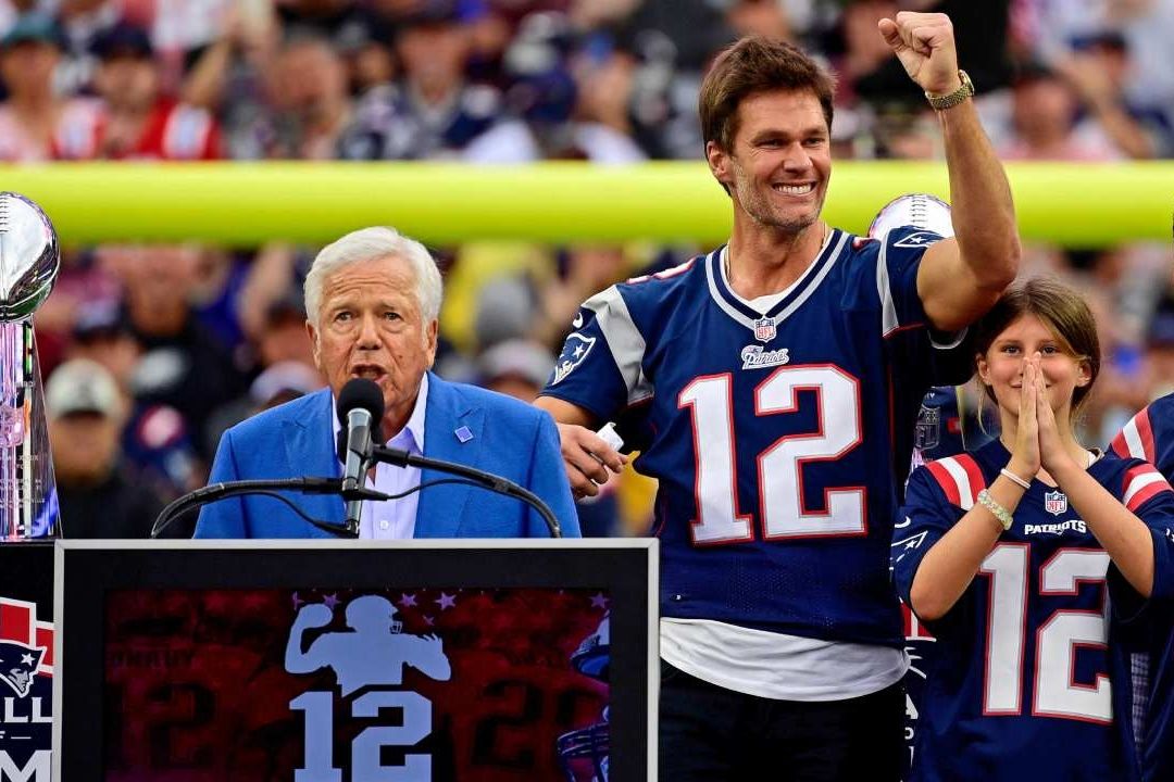 Tom Brady lideró al equipo a ganar los Super Bowls XXXVI, XXXVIII, XXXIX, XLIX, LI, LIII y LV
