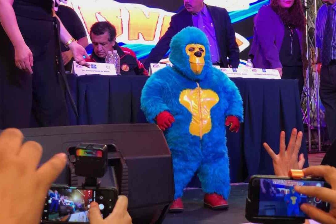 Kemonito denuncia que el CMLL quiere quitarle su nombre