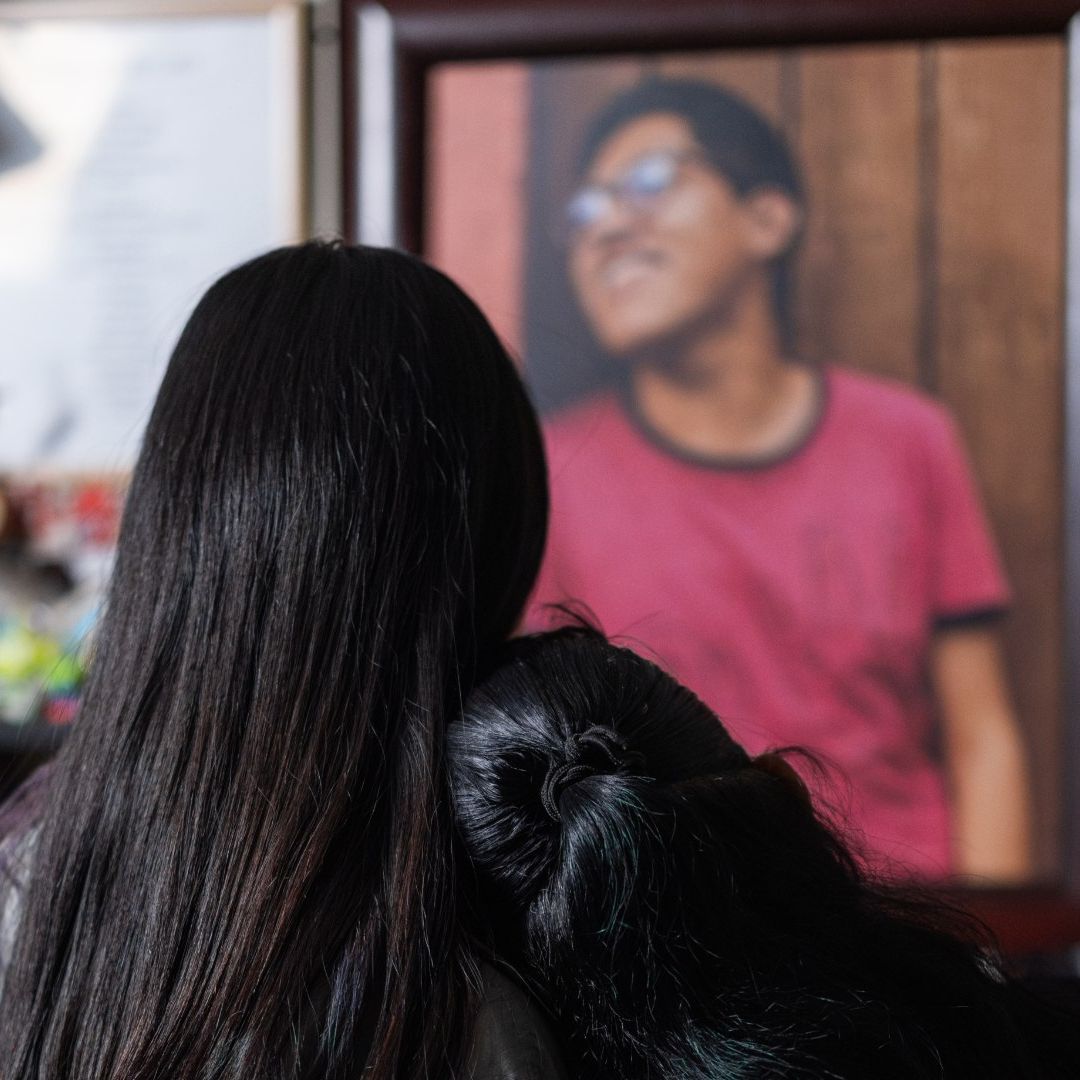 Graciela Hernández y Diana Rojas, madre y hermana de Miguel Ángel Rojas. Foto: N+