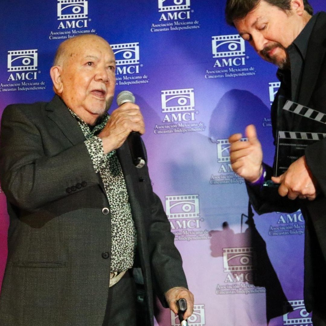 Sergio Corona en el homenaje que le rindió la Asociación Mexicana de Cineastas Independientes