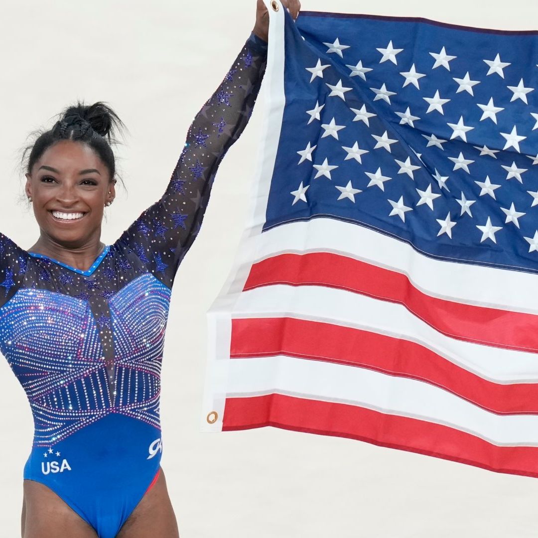 Luego de sus problemas de salud mental, Simone Biles recuperó su extraordinario nivel. Foto AP