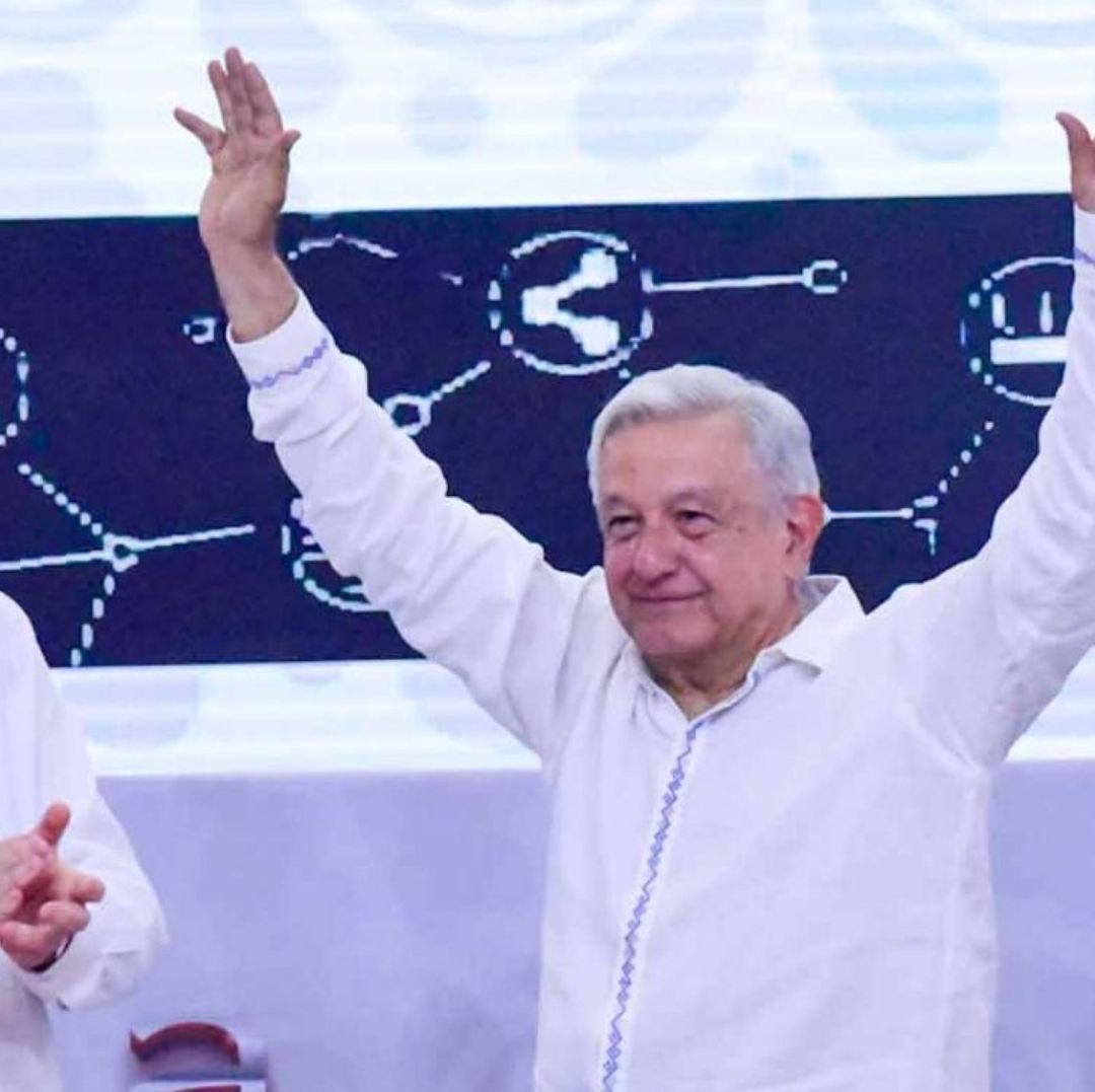 AMLO se Despide de los Banqueros en Acapulco y Destaca Haber Reducido la Pobreza