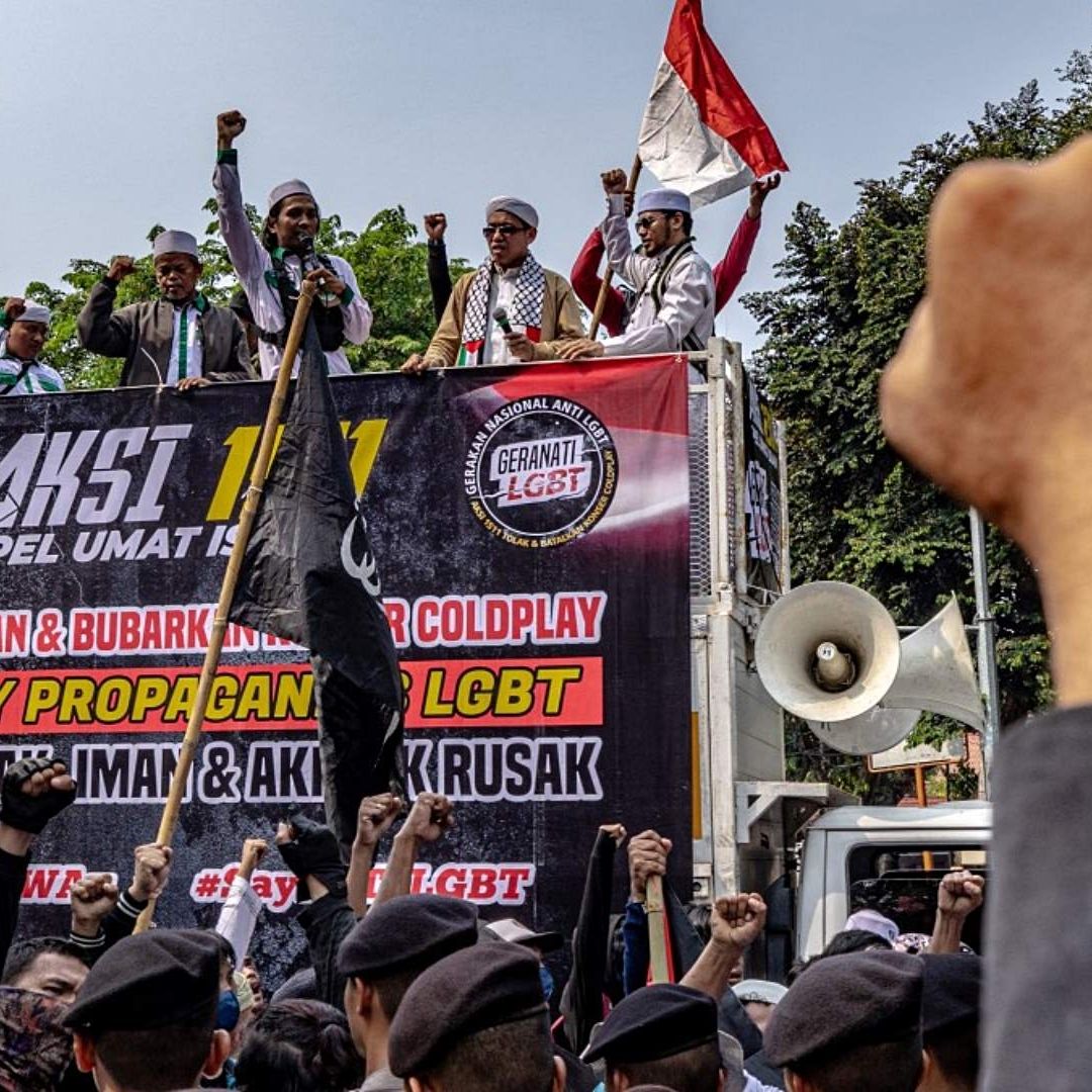 Protestan contra concierto de Coldplay en Indonesia