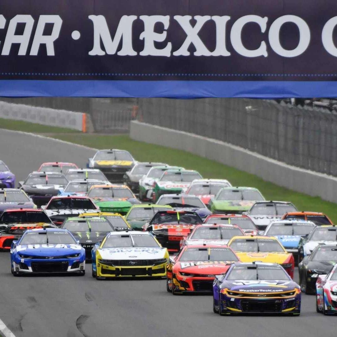 carrera "Viva México 250" de Nascar Cup Series