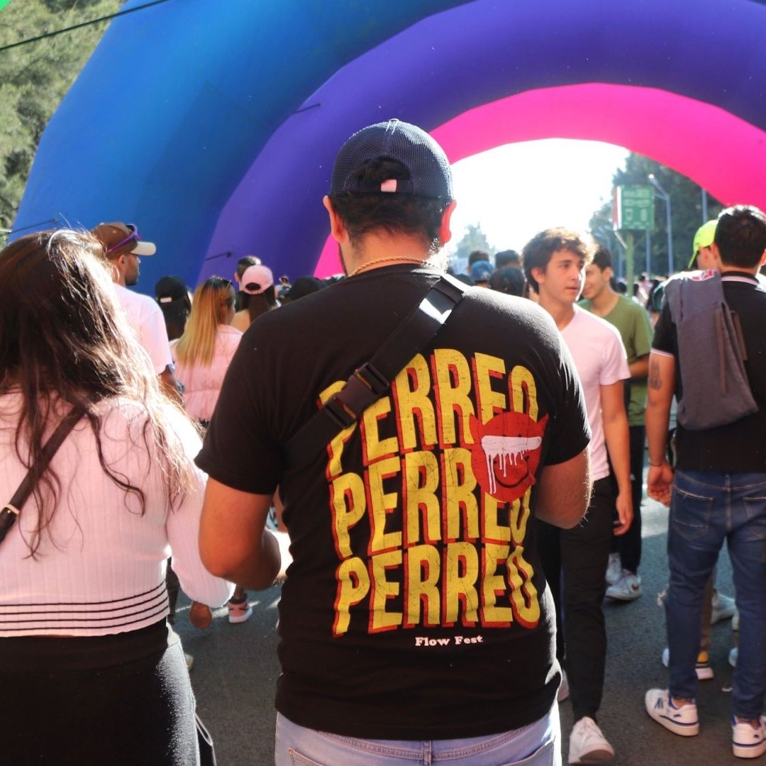Asistentes al festival Flow Fest en Ciudad de México, el 25 de noviembre de 2023.