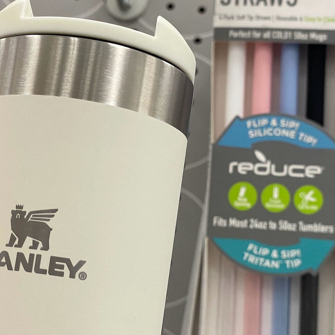 Vaso Stanley en venta en supermercado de California