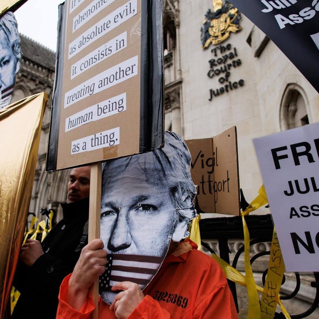 Protesta a favor de Julian Assange