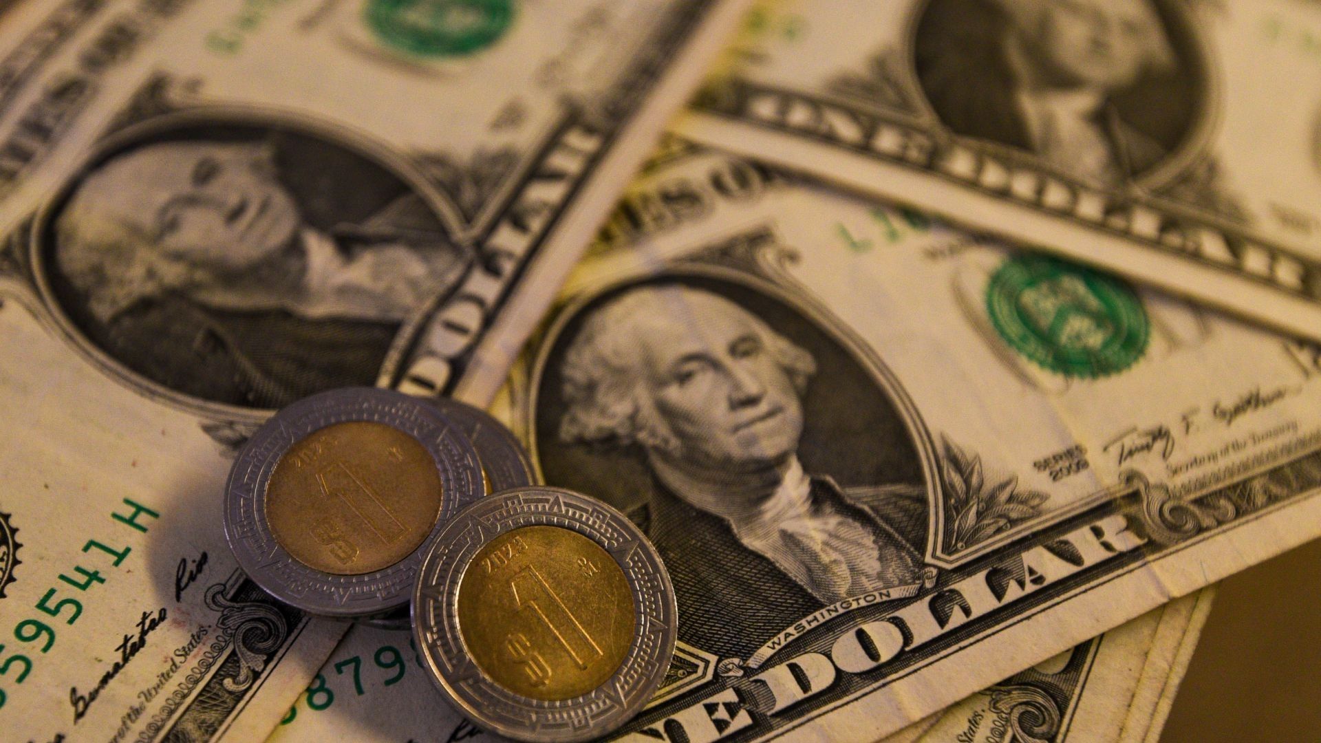 Precio del Dólar Hoy LUNES 6 de Abril de 2026: ¿Cómo Está el Tipo de Cambio con el Peso?