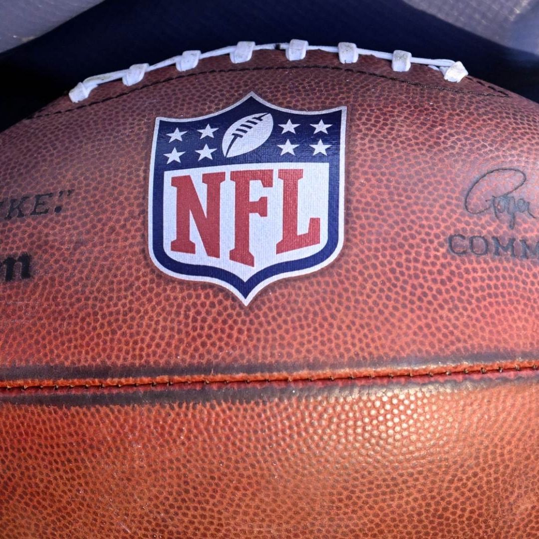 El balón del Super Bowl LVIII