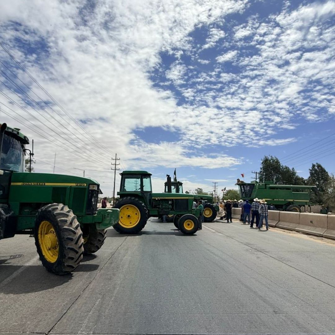 Transportistas de Baja California se Unen a Paro Nacional: Bloquean Carretera Mexicali-SLRC | Foto: N+