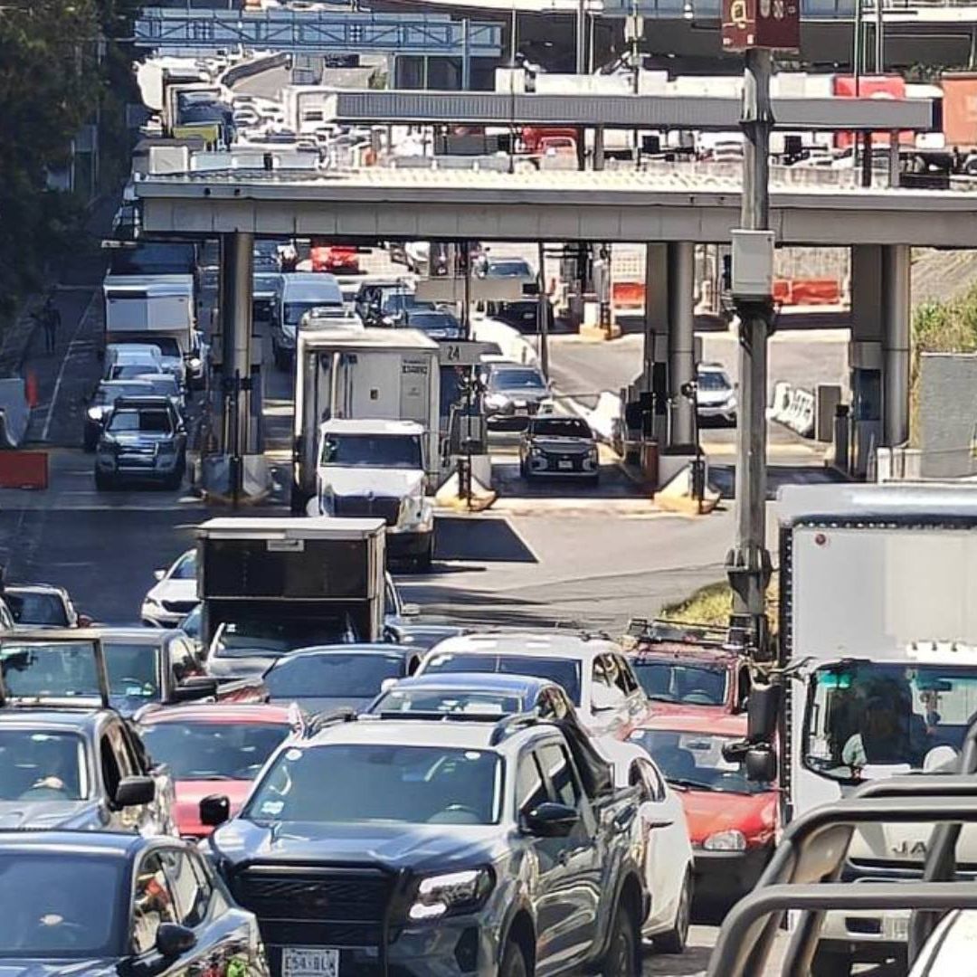 autos afectados en la México-Toluca