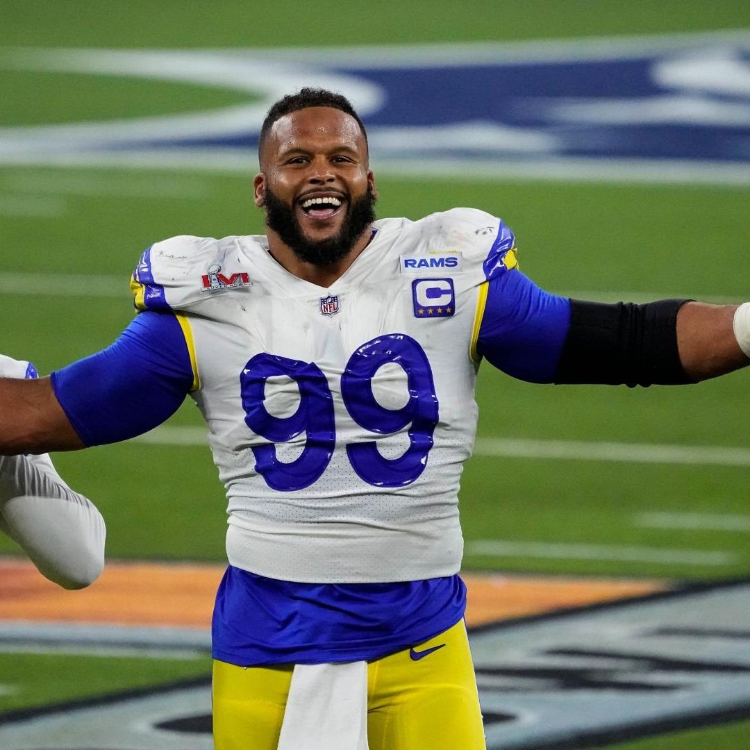 Aaron Donald, Campeón con Rams en Super Bowl LVI, Anuncia su Retiro Tras 10 Campañas
