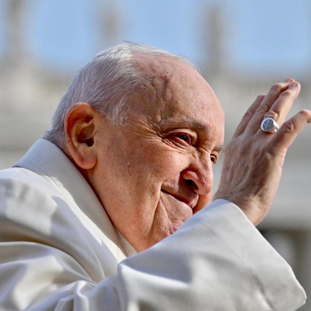 El Papa Francisco Tuvo Novia: Lo Deslumbró y Perdió la Cabeza