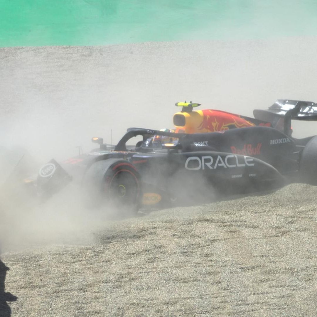 'Checo' Pérez Choca contra Muro en la Tercera Práctica Libre del GP de Emilia-Romagna de F1