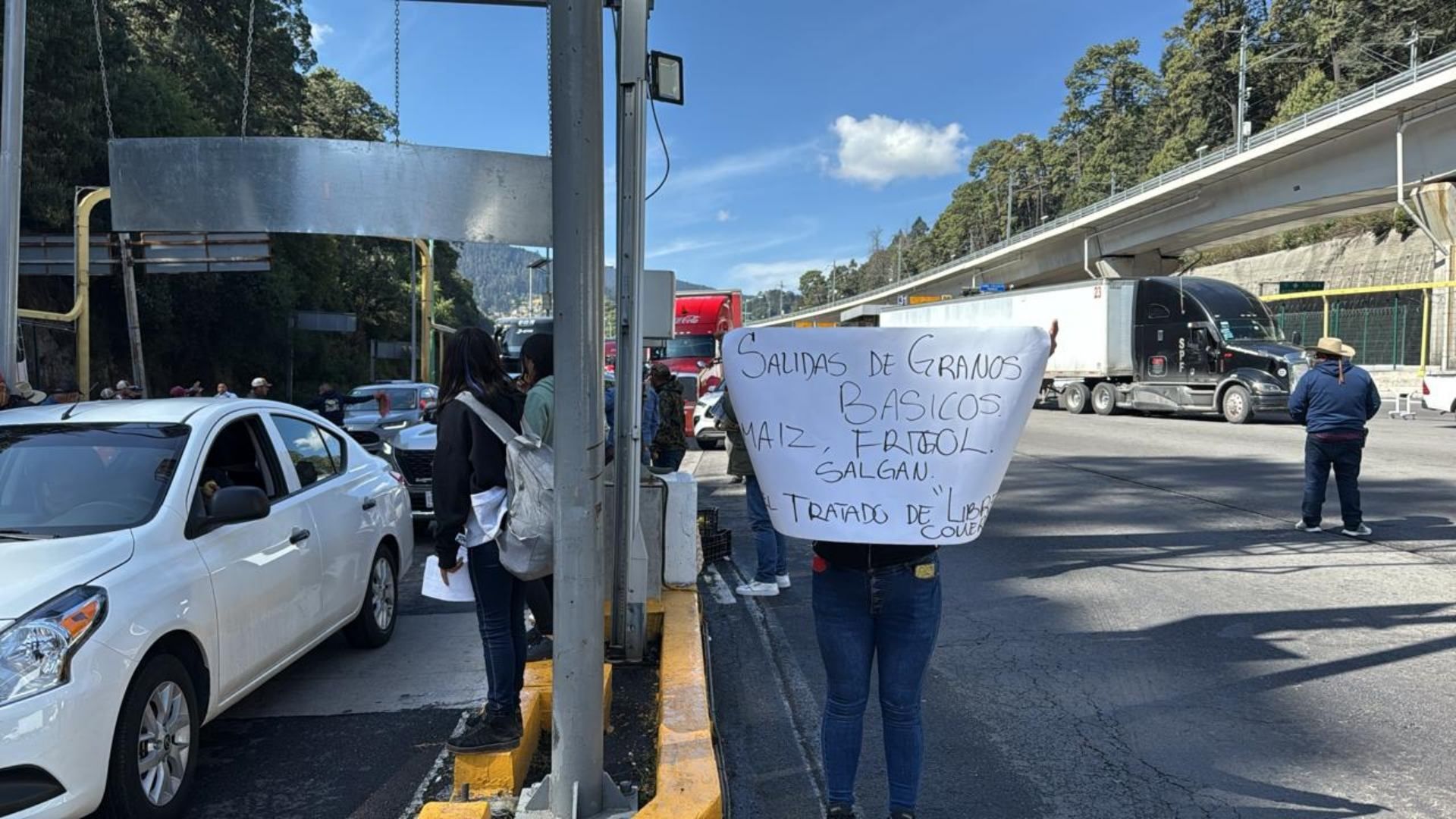 Transportistas y campesinos tomaron casetas en 6 de abril de 2026