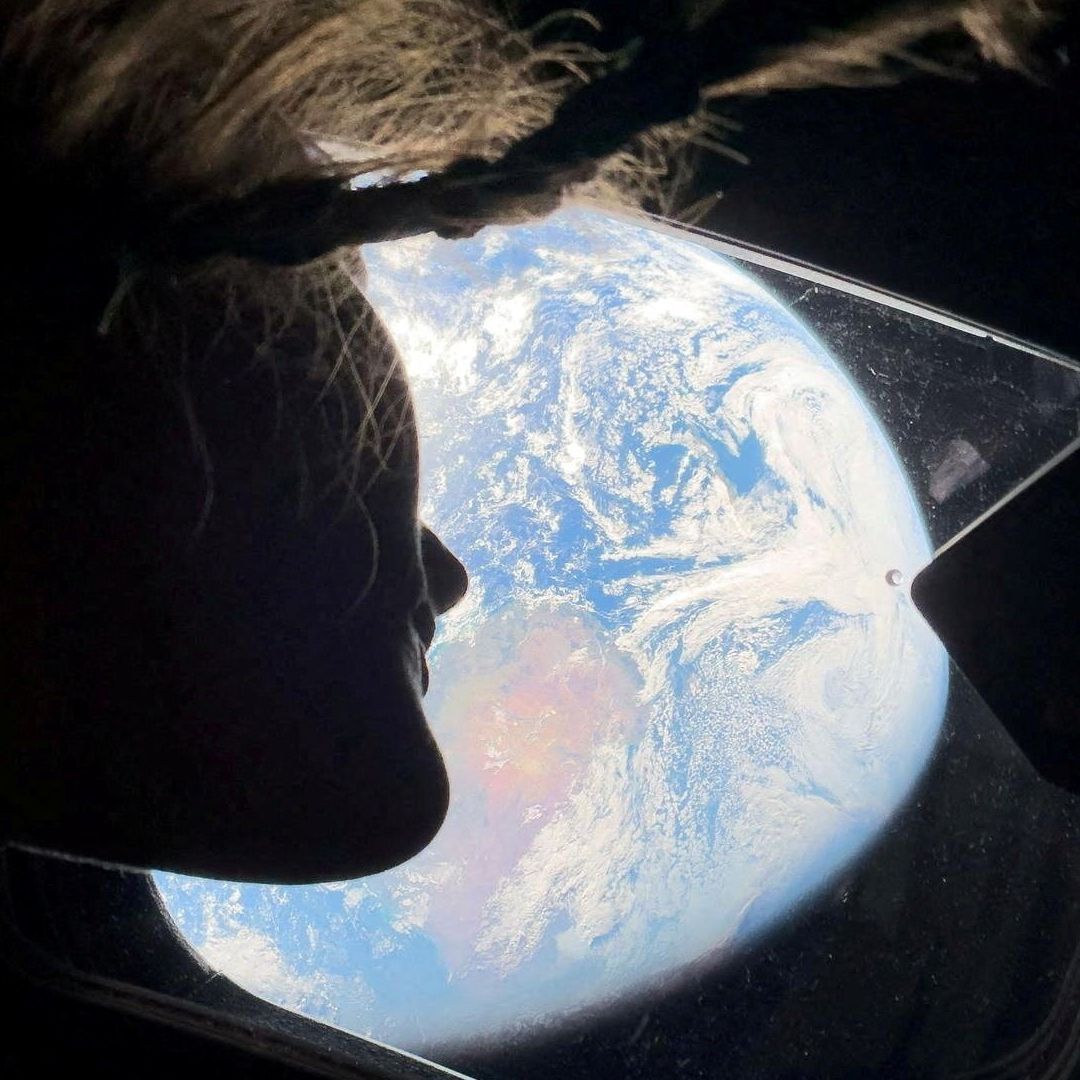 Astronautas de Misión Artemis II Vuelven a la Tierra Luego de Sobrevolar la Luna.