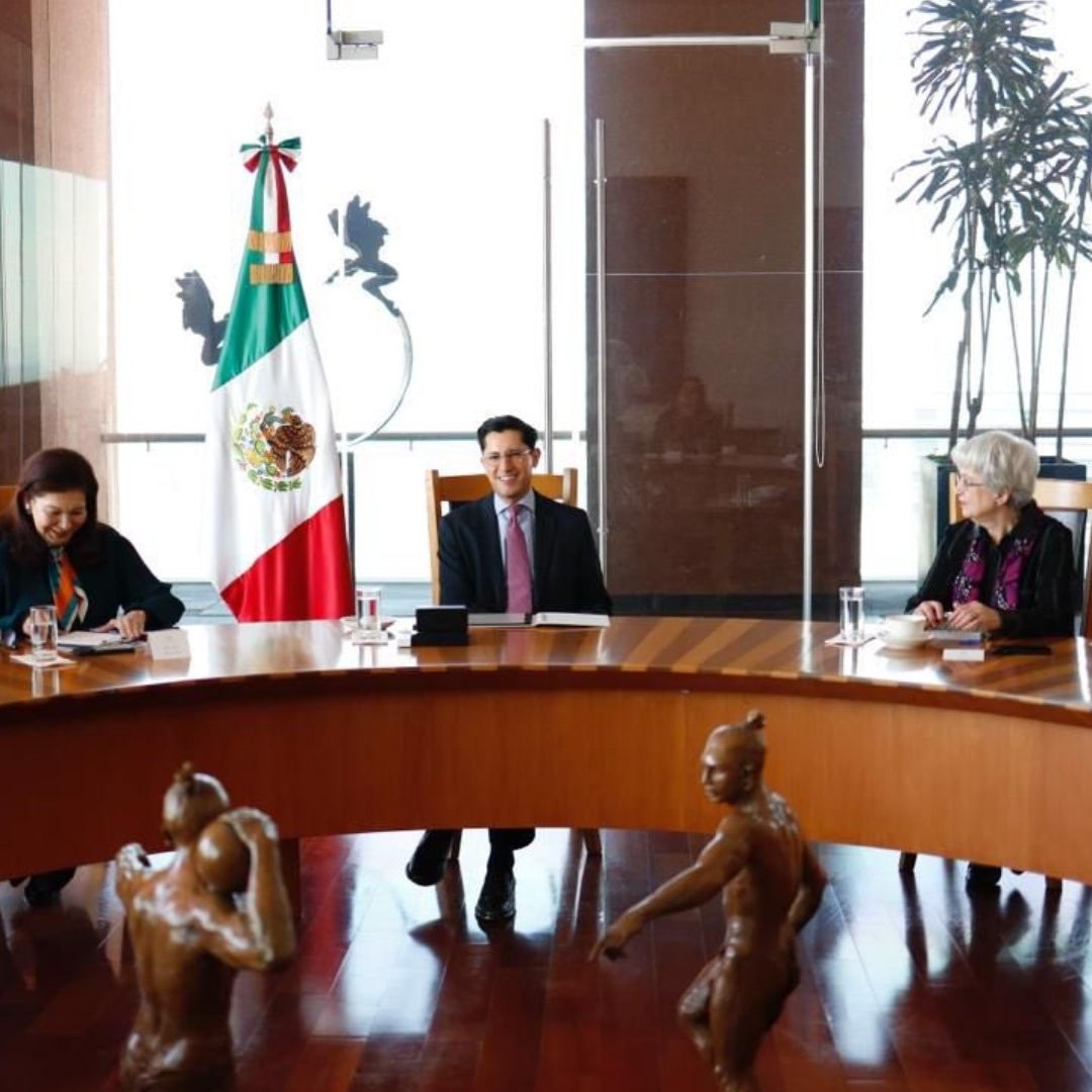 Roberto Velasco Define Prioridades de Política Exterior Mientras Espera Ratificación.