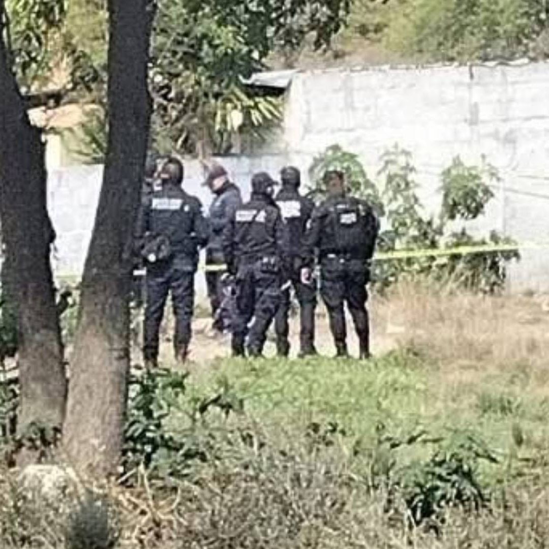 Hallazgo de Cuerpo Hombre Muerto Encobijado en Puente Aguacates de San Pedro Chapulco